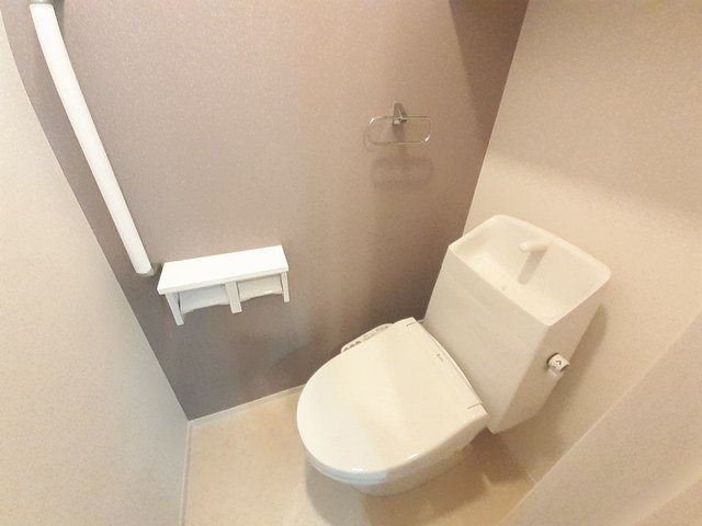 トイレ　コンパクトで使いやすいトイレです