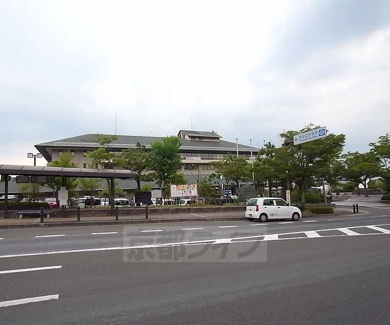 役所　京田辺市役所（役所）まで1700m