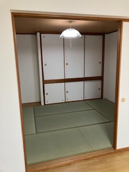 収納　各居室には収納に便利な収納スペースがついています♪