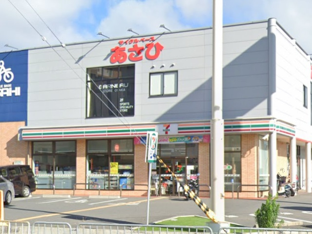 コンビニ　セブンイレブン摂津千里丘6丁目店（コンビニ）まで209m