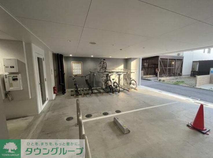 駐車場　駐車場