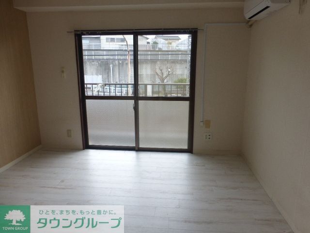 居室・リビング　★お部屋探しは株式会社タウンハウジング東京まで★