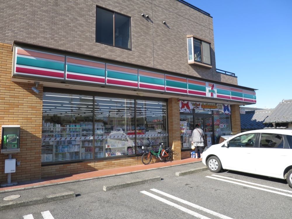 コンビニ　セブンイレブン・検見川店（コンビニ）まで175m