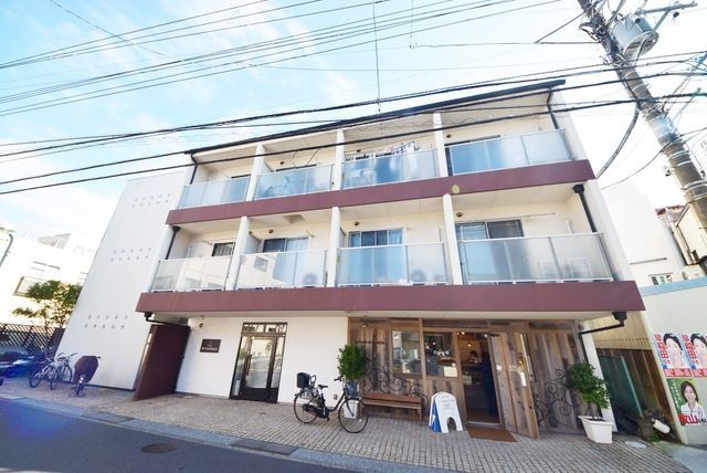 建物外観　★外観★