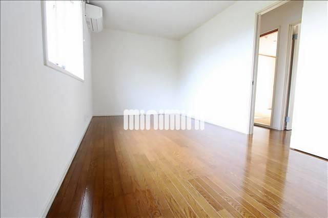 その他　２階洋室部分の様子です