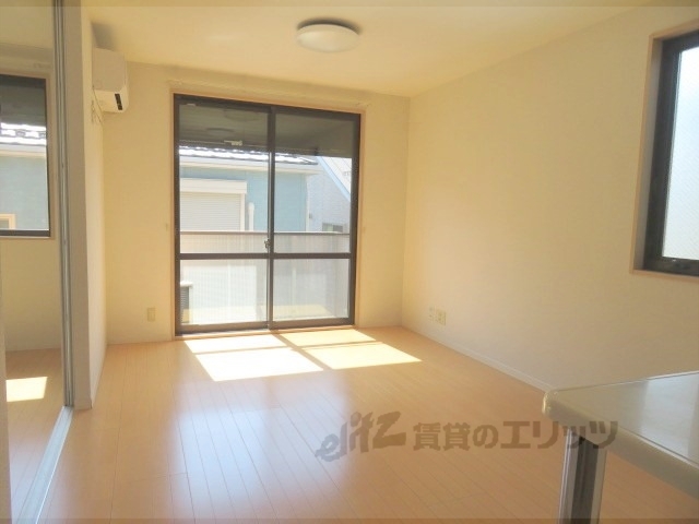 居室・リビング　リビング