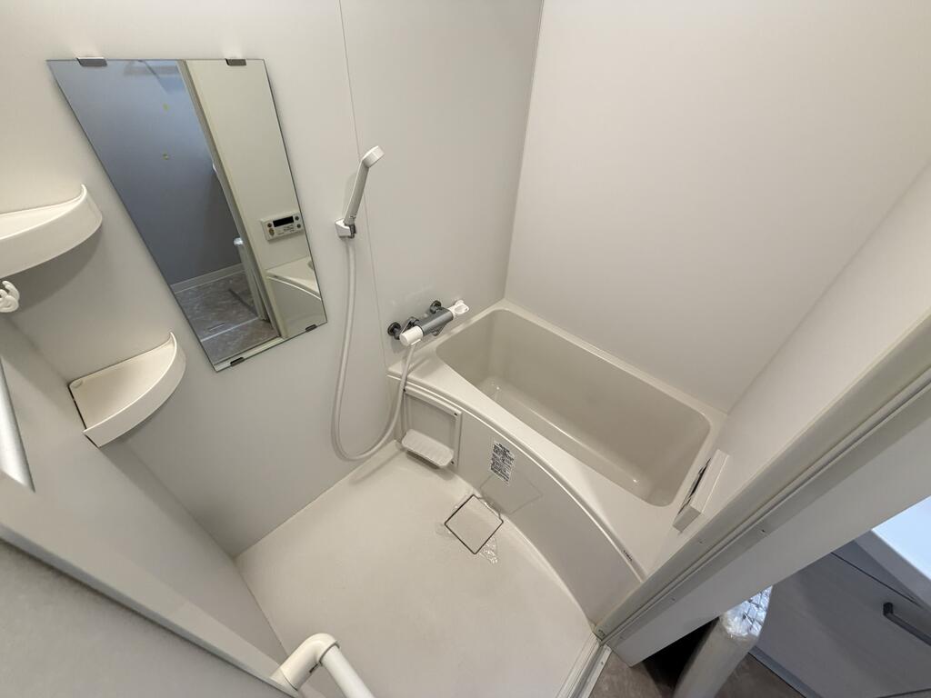 バス・シャワールーム　※同建物別部屋写真です。ご参考下さい。