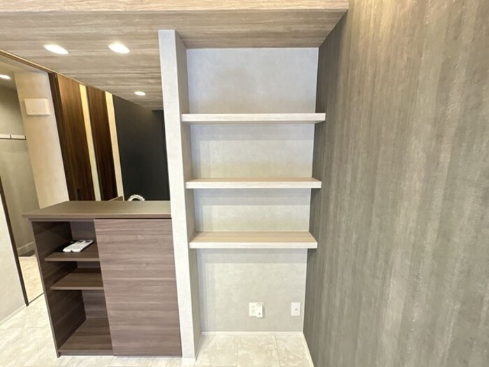 収納　リビング収納棚