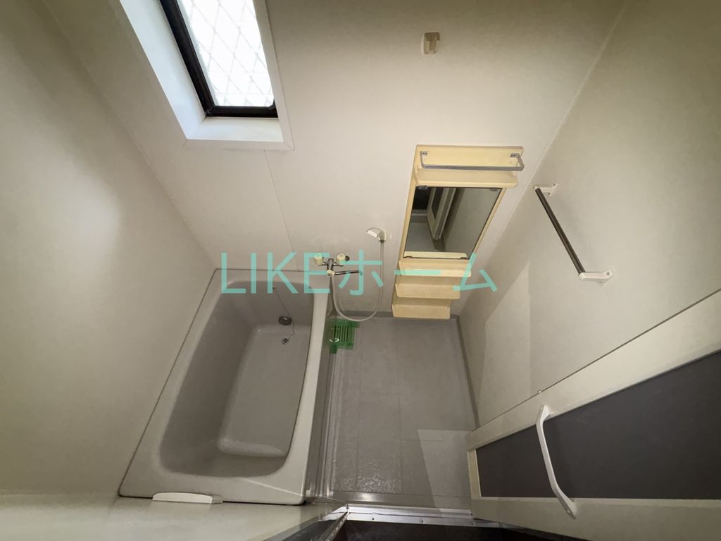 バス・シャワールーム　洗面