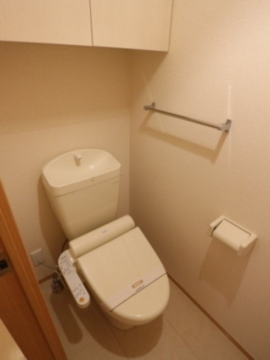 トイレ　シンプルで使いやすいトイレです