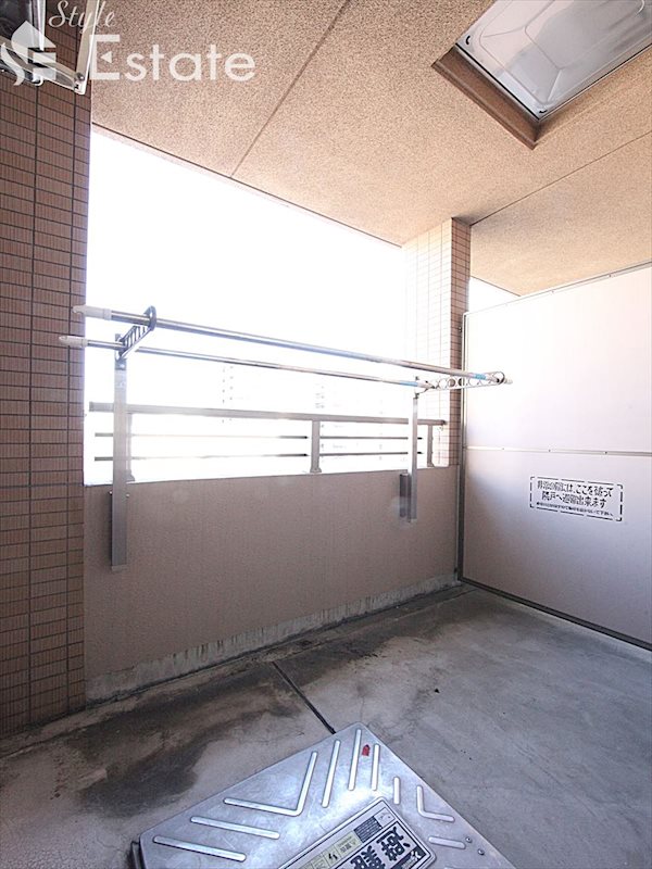 バルコニー　バルコニー