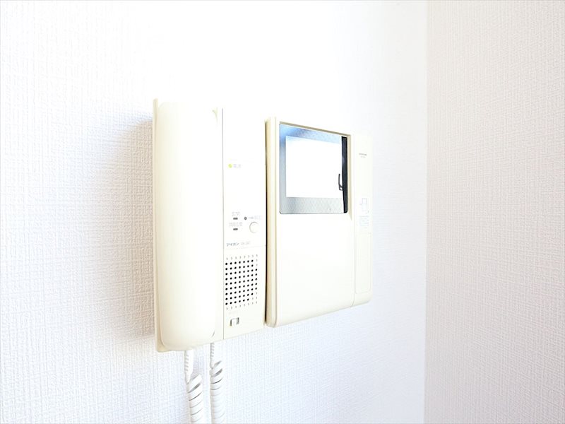 セキュリティ　モニター付きインターホン
