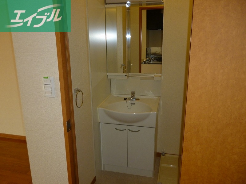 洗面設備　※写真と現状が異なる場合は現状を優先