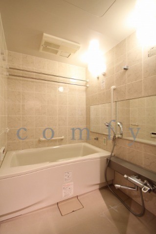 バス・シャワールーム　追い炊き機能浴室乾燥機付きバス