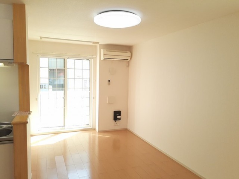 居室・リビング　図面と現状に相違がある場合には現状を優先