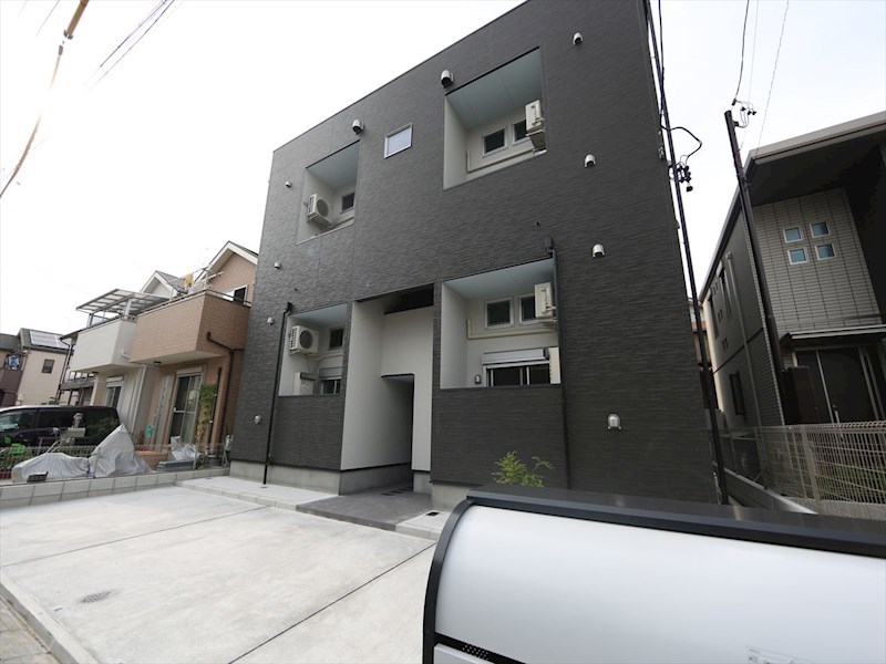 建物外観　外観　デザイナーズ　全部屋角部屋　光インターネット無料