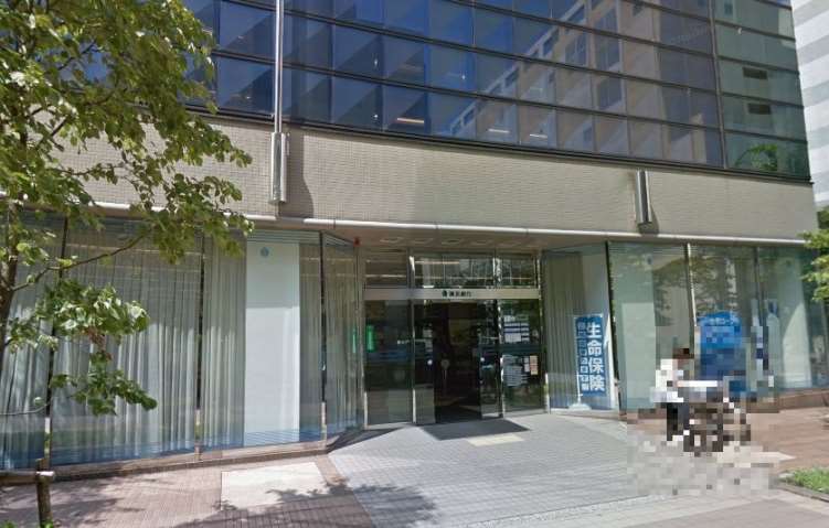銀行　（株）横浜銀行／新百合ケ丘支店（銀行）まで611m