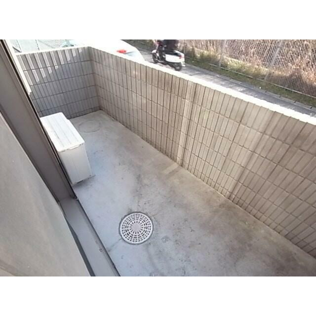 バルコニー　クオリティア本郷の洋室