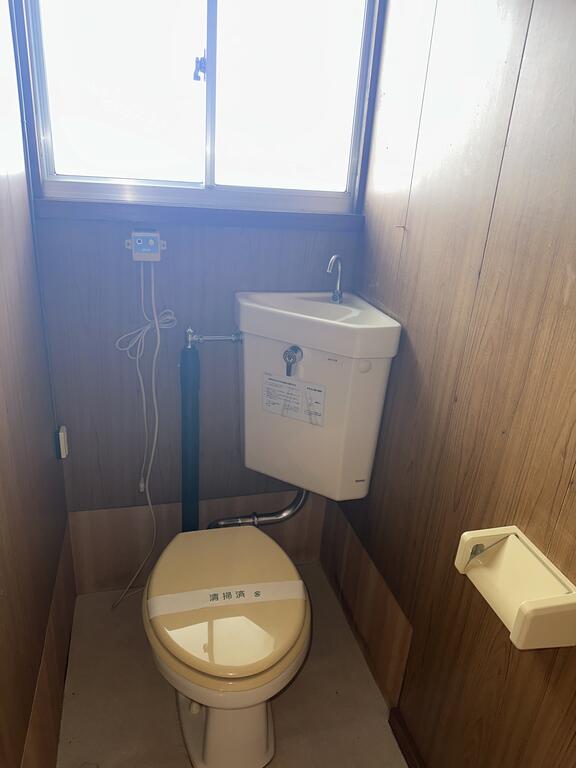 第二久保アパートのトイレ写真
