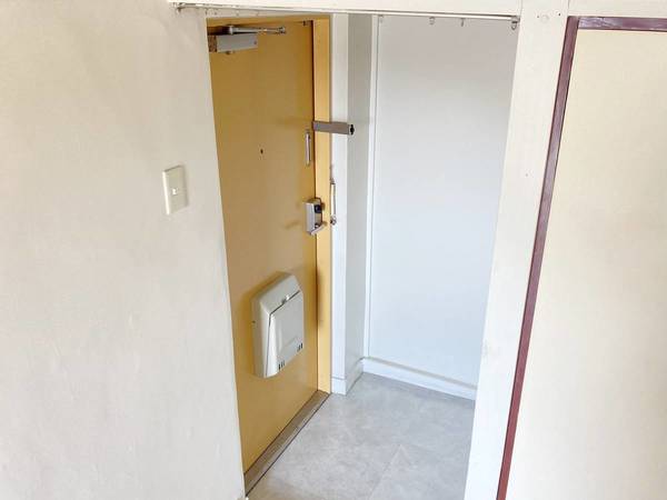 玄関　ビレッジハウスの同一物件・同一タイプの間取りの写真です