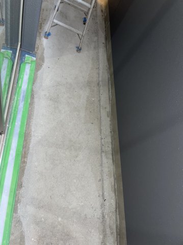バルコニー　お洗濯にも便利なバルコニー付き