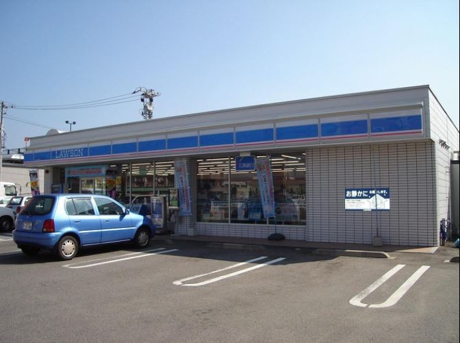 コンビニ　ローソン 東広島西条東店（コンビニ）まで784m