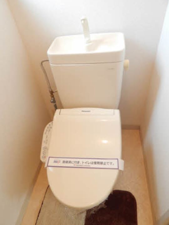 トイレ　落ち着いたトイレです