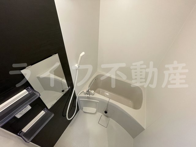 バス・シャワールーム　ゆったり過ごせるお風呂です