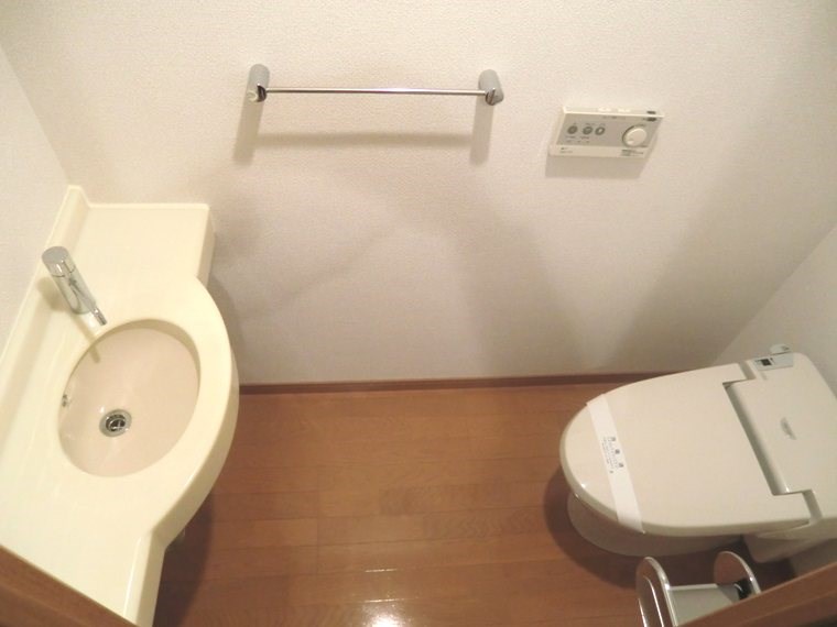 トイレ　※別室参考写真