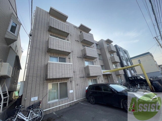 建物外観　札幌市東区北十三条東「デグネス札幌」
