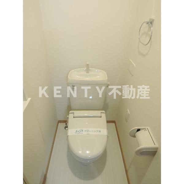 トイレ　清潔感のあるトイレです