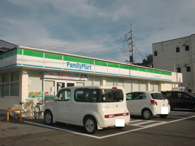 コンビニ　ファミリーマート水戸駅南中央通り店（コンビニ）まで320m