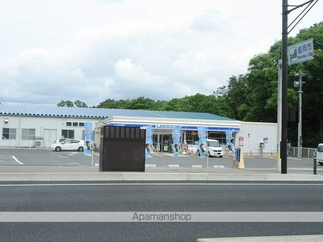 コンビニ　ローソン（コンビニ）まで1331m