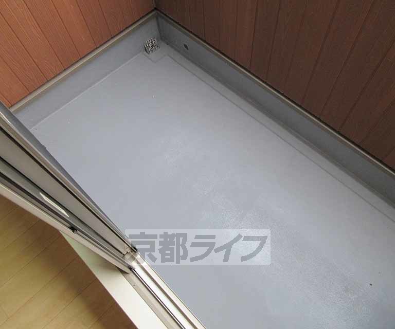 バルコニー　バルコニーも広々！