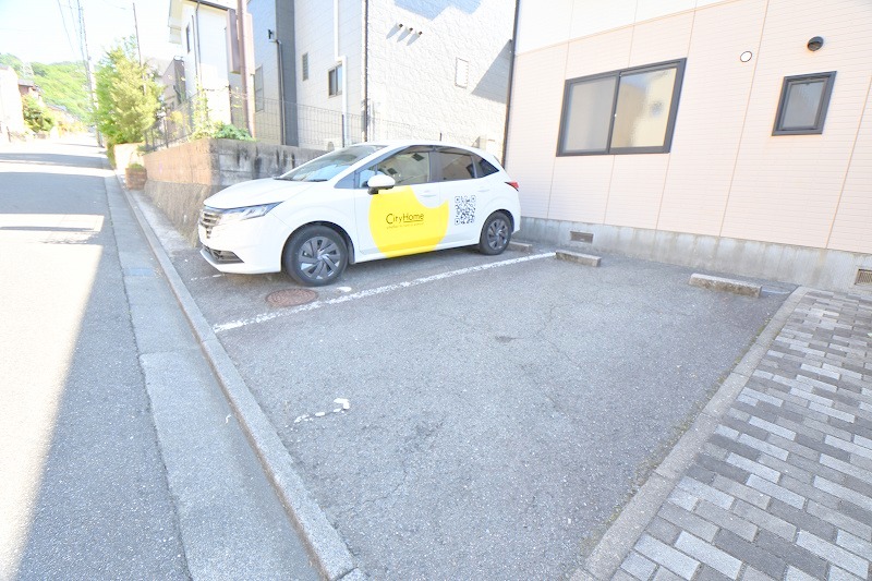駐車場　お問合せはシティホーム海田センター　082-821-2227