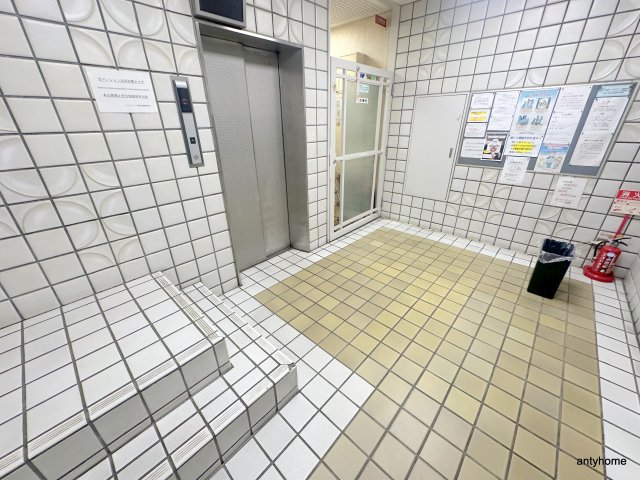 ロビー