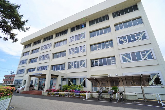 役所　新潟市西区役所（役所）まで771m
