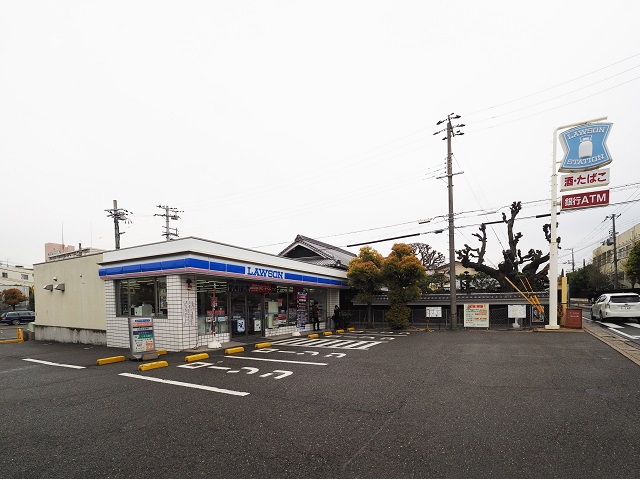 コンビニ　ローソン神戸学院大学正門前店（コンビニ）まで113m