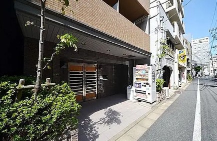 エントランス　毎日通るエントランスはこのようになっています