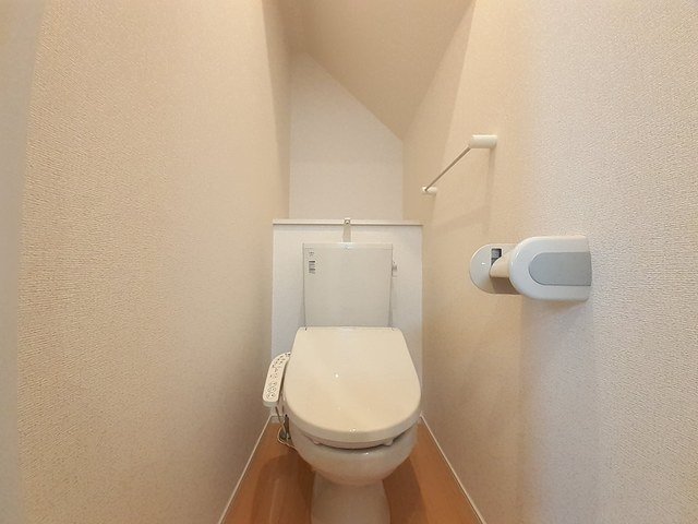 トイレ　コンパクトで使いやすいトイレです