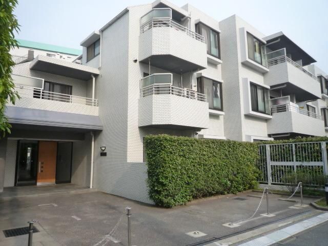 建物外観　★明大前駅から徒歩１０分★