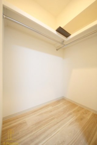 収納　エルデ北堀江