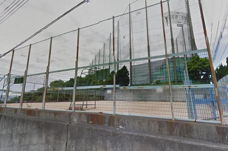 中学校　神戸市立 伊川谷中学校（中学校）まで1028m