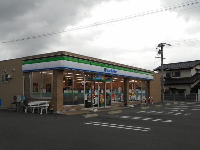 コンビニ　ファミリーマート　安曇野立石店（コンビニ）まで1800m
