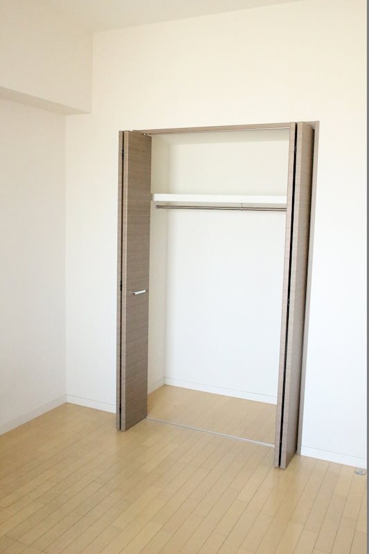 収納　※写真は別号室のものです。