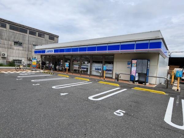 コンビニ　ローソン（コンビニ）まで119m