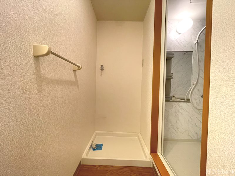 その他　洗濯機は室内に置けます。