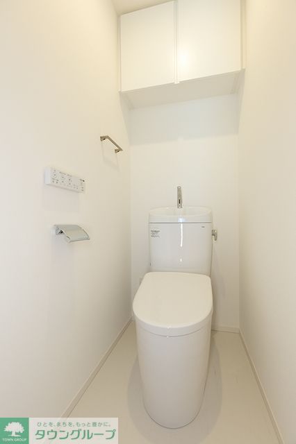 トイレ　※写真は同タイプ住戸です。