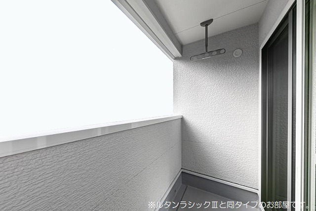 バルコニー　施工イメージです。
