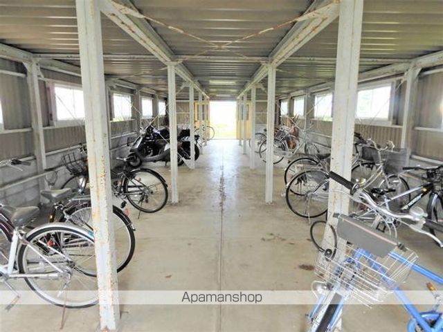 その他　駐輪場（その他）まで50m